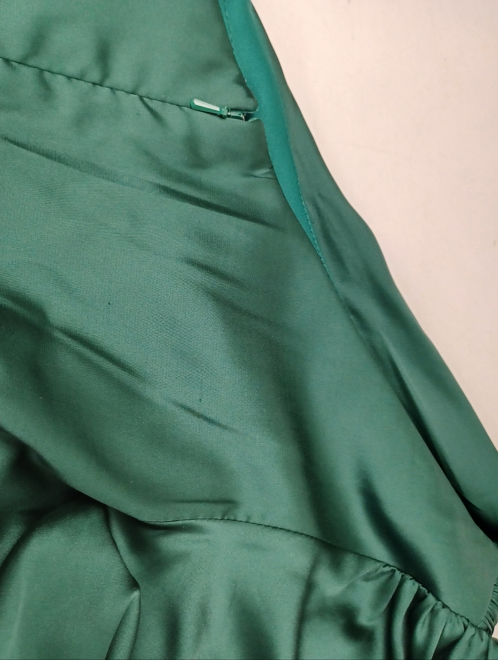 Ieena Mac Duggal Long One Sleeve Asymmetrical Ruffle Hem Gown Size 10 Emerald - Picture 5 of 16